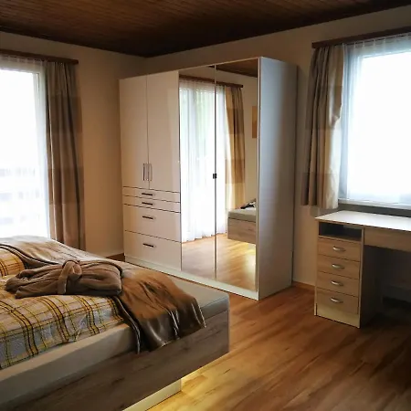 Hostel Haus Buenten Quinten