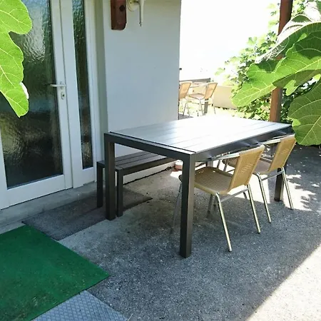 אכסניה Haus Buenten