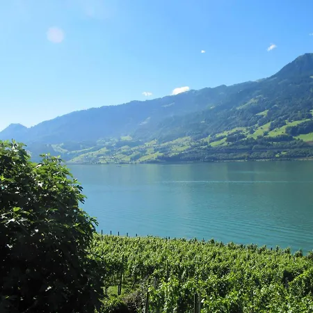 Haus Buenten Hostel *