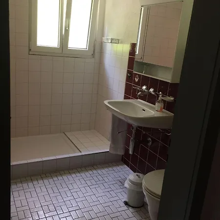 Haus Buenten Hostel Quinten