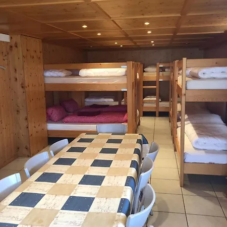 אכסניה Haus Buenten *