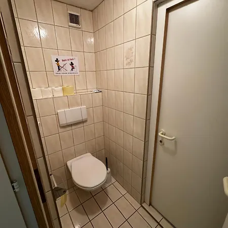 Haus Buenten Hostel *
