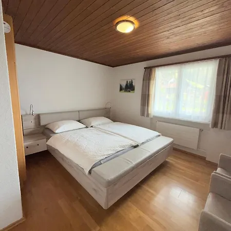 Hostel Haus Buenten Quinten