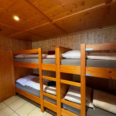 אכסניה Haus Buenten *