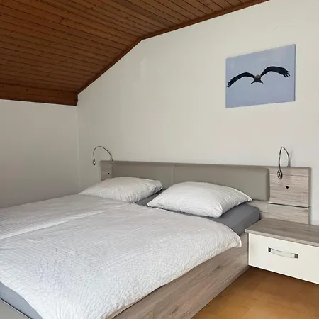 Haus Buenten Hostel *