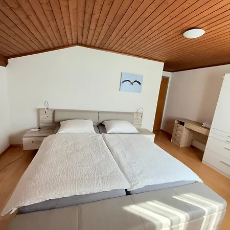 Haus Buenten Hostel Quinten
