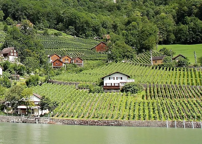 Haus Buenten ホステル *